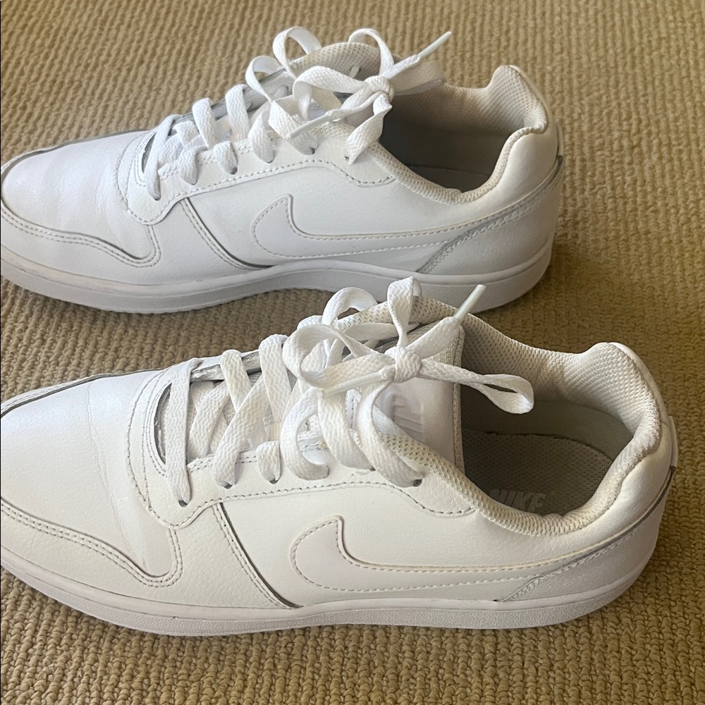 Nike White Leather Sneakers - Picture 3 of 7